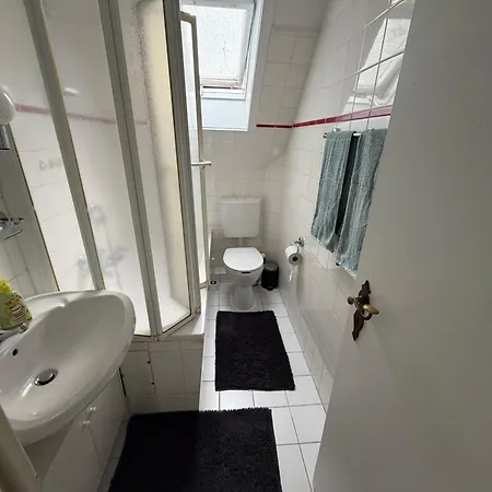 Modernes Haus Zu Vermieten In