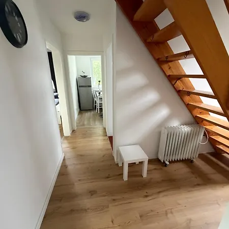 Apartment Modernes Haus Zu Vermieten In
