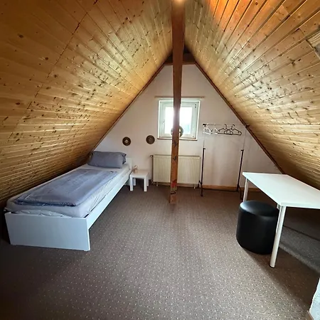 Modernes Haus Zu Vermieten In *